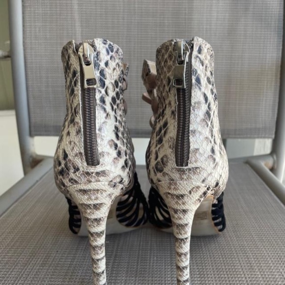 STEVE MADDEN Sleik Snake Heels - Picture 8 of 10
